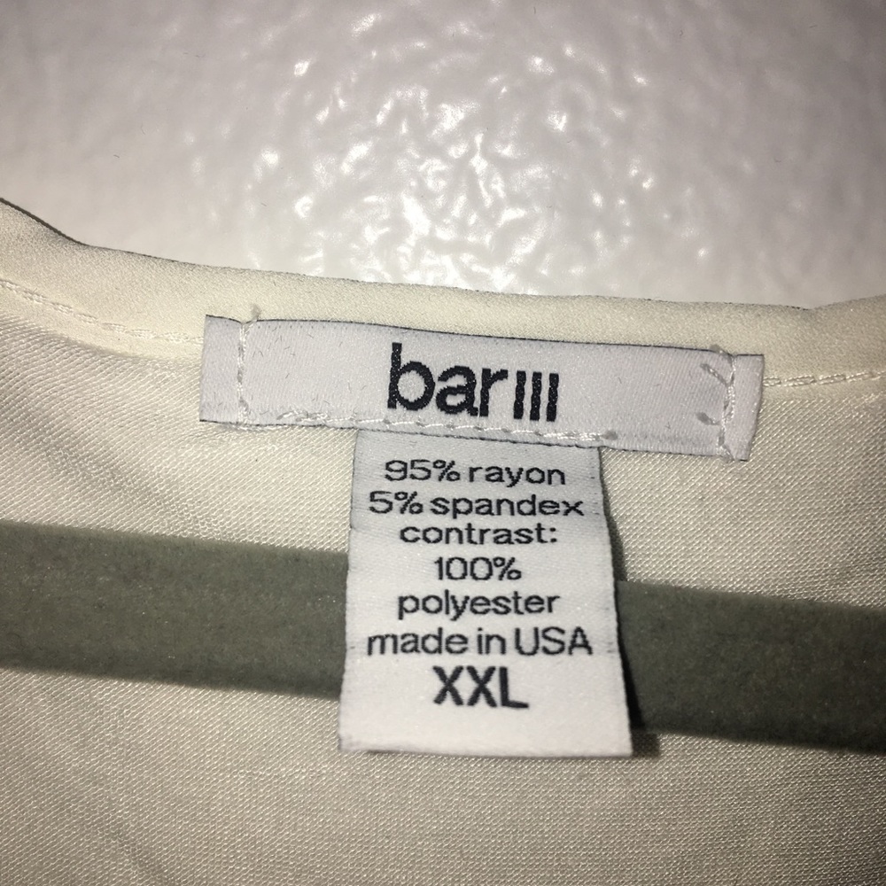 **SOLD LOCALLY** Beige Split Blouse - Picture 4 of 4
